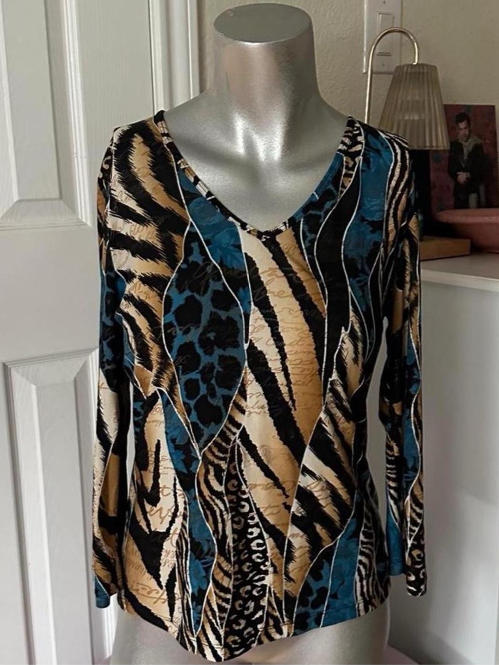 Vintage Blue Black & Tan Tiger Cheetah & Leopard Print Script Long Sleeve Top